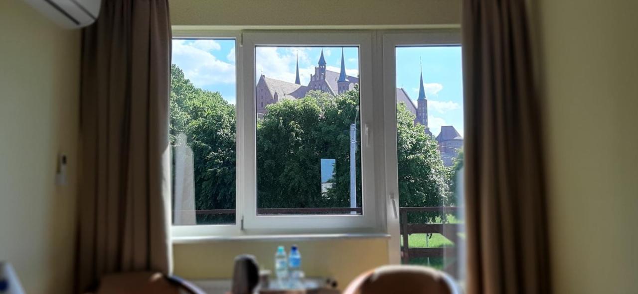 Hotel Kopernik Frombork Kültér fotó