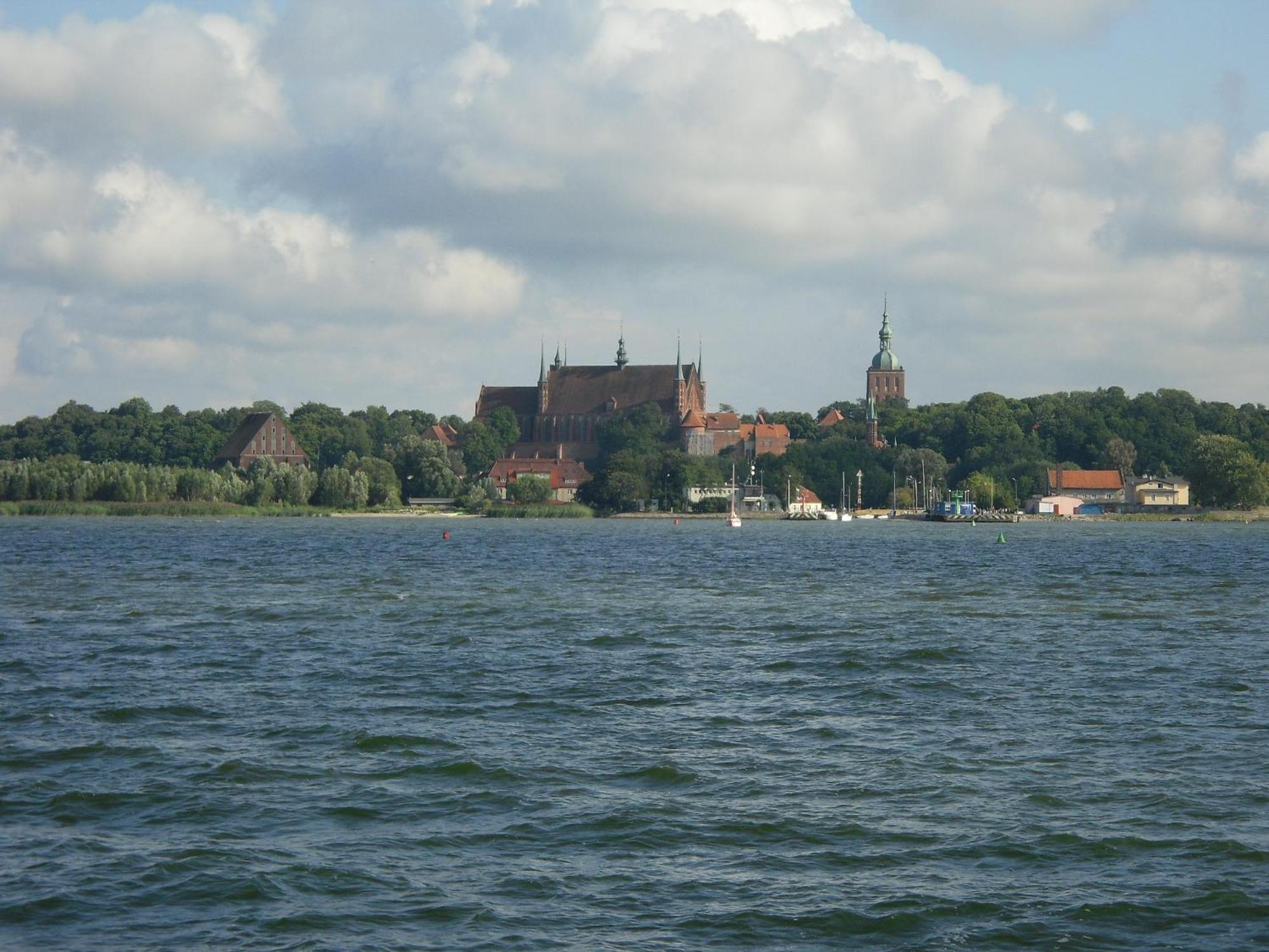 Hotel Kopernik Frombork Kültér fotó