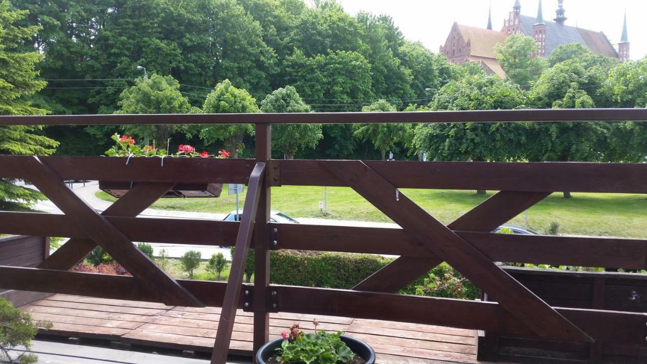 Hotel Kopernik Frombork Kültér fotó